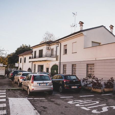 Appartement Grey House Pavia Con Box Privato Extérieur photo